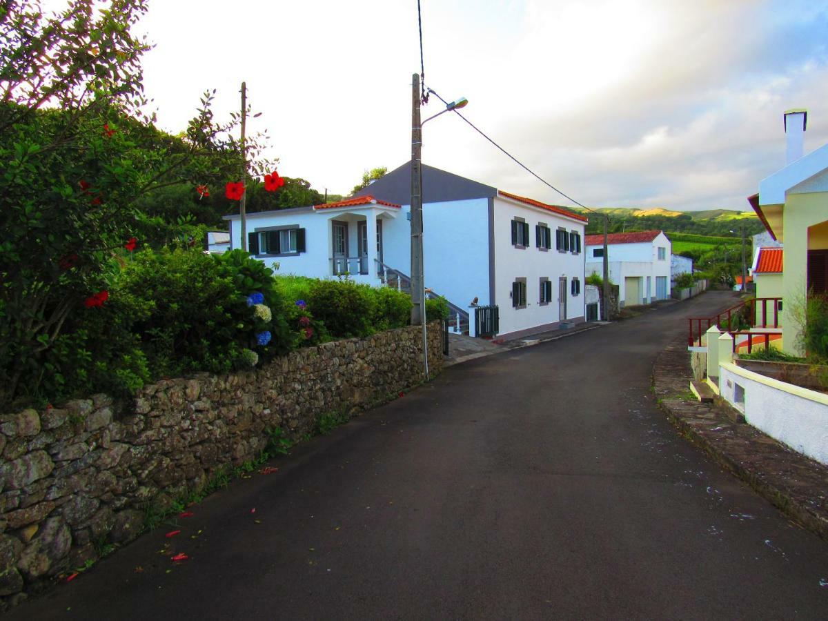 Casa L&M Apartment Lajes das Flores Екстериор снимка